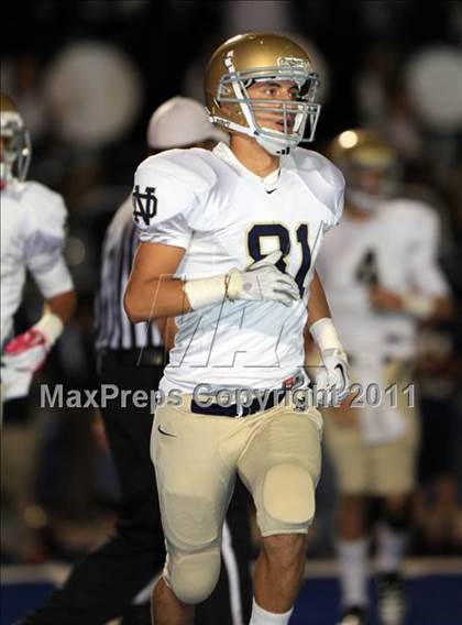 Thumbnail 2 in Notre Dame @ Chaminade photogallery.