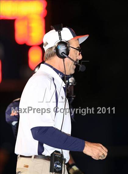 Thumbnail 2 in Notre Dame @ Chaminade photogallery.