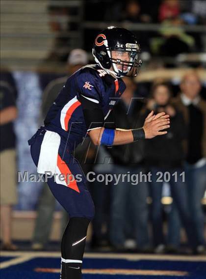 Thumbnail 3 in Notre Dame @ Chaminade photogallery.