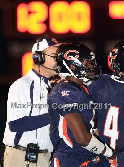 Thumbnail 1 in Notre Dame @ Chaminade photogallery.