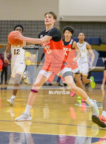 Thumbnail 1 in Penfield vs. Greece Athena (NYSPHSAA Section V Class AA Final) photogallery.