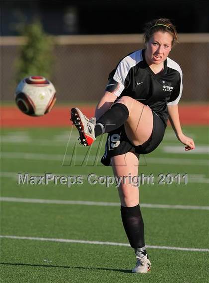 Thumbnail 1 in Aragon @ Hillsdale photogallery.