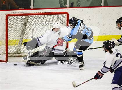 Thumbnail 1 in Eagle River vs Chugiak (Battle of the Bridge) photogallery.