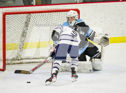 Thumbnail 1 in Eagle River vs Chugiak (Battle of the Bridge) photogallery.