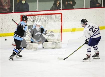 Thumbnail 3 in Eagle River vs Chugiak (Battle of the Bridge) photogallery.