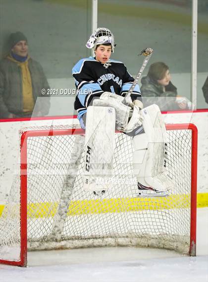 Thumbnail 1 in Eagle River vs Chugiak (Battle of the Bridge) photogallery.