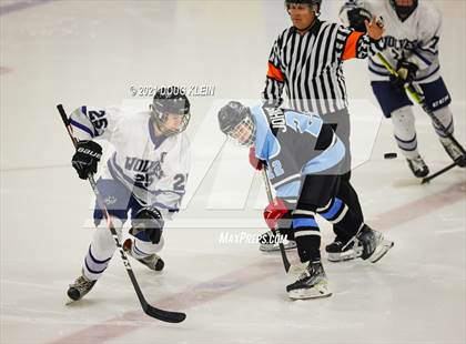 Thumbnail 2 in Eagle River vs Chugiak (Battle of the Bridge) photogallery.