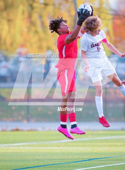 Thumbnail 3 in Clarence vs McQuaid Jesuit (NYSPHSAA Class AA Regional) photogallery.