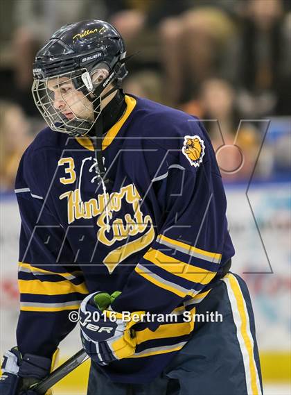 Thumbnail 2 in Skaneateles vs. Kenmore East (NYSPHSAA Division 2 Final) photogallery.