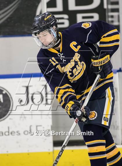 Thumbnail 1 in Skaneateles vs. Kenmore East (NYSPHSAA Division 2 Final) photogallery.