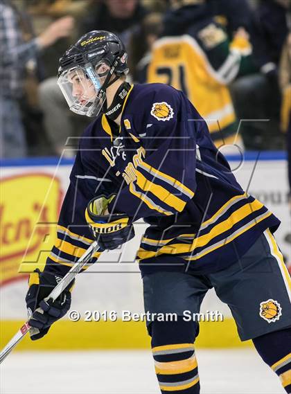 Thumbnail 3 in Skaneateles vs. Kenmore East (NYSPHSAA Division 2 Final) photogallery.