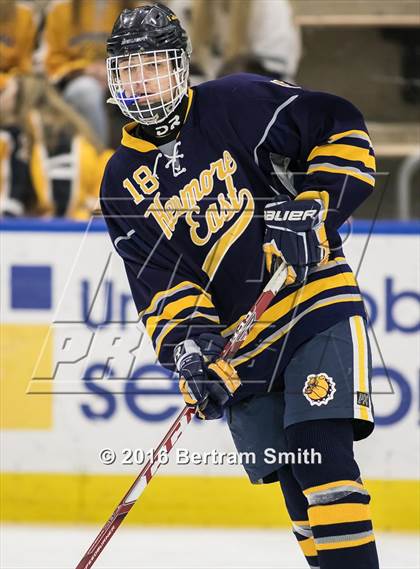 Thumbnail 2 in Skaneateles vs. Kenmore East (NYSPHSAA Division 2 Final) photogallery.