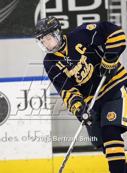 Thumbnail 3 in Skaneateles vs. Kenmore East (NYSPHSAA Division 2 Final) photogallery.
