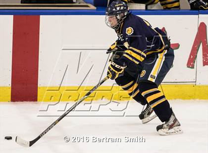 Thumbnail 1 in Skaneateles vs. Kenmore East (NYSPHSAA Division 2 Final) photogallery.