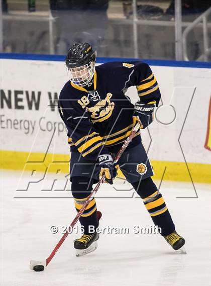Thumbnail 2 in Skaneateles vs. Kenmore East (NYSPHSAA Division 2 Final) photogallery.