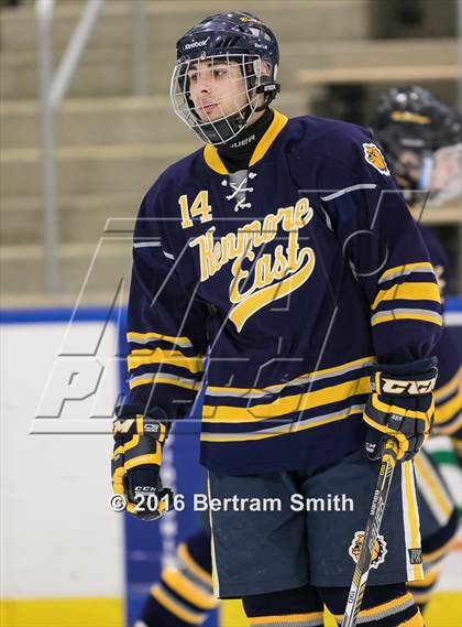 Thumbnail 1 in Skaneateles vs. Kenmore East (NYSPHSAA Division 2 Final) photogallery.