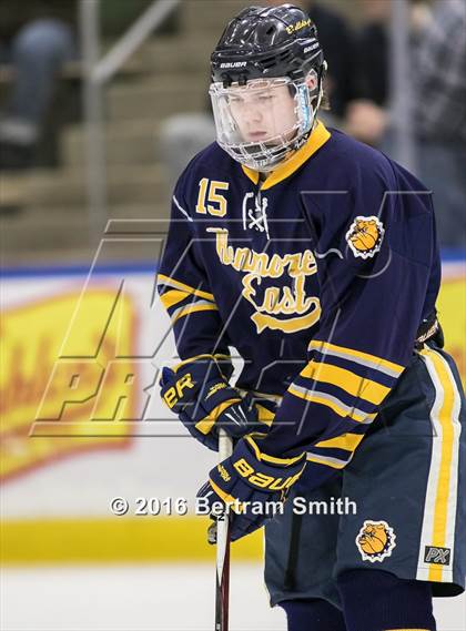 Thumbnail 3 in Skaneateles vs. Kenmore East (NYSPHSAA Division 2 Final) photogallery.