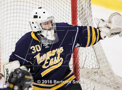 Thumbnail 3 in Skaneateles vs. Kenmore East (NYSPHSAA Division 2 Final) photogallery.