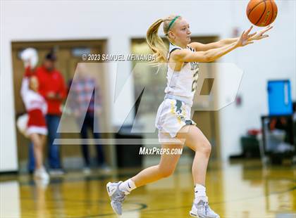 Thumbnail 2 in Millard South @ Gretna photogallery.