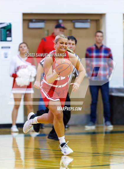 Thumbnail 3 in Millard South @ Gretna photogallery.