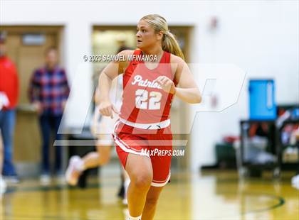Thumbnail 2 in Millard South @ Gretna photogallery.
