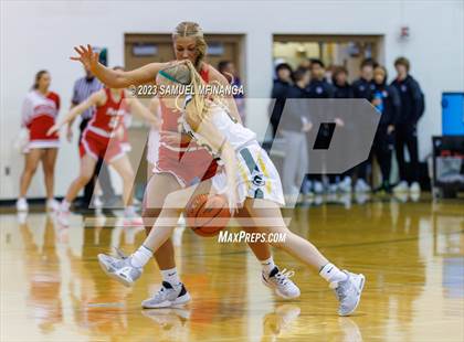Thumbnail 3 in Millard South @ Gretna photogallery.