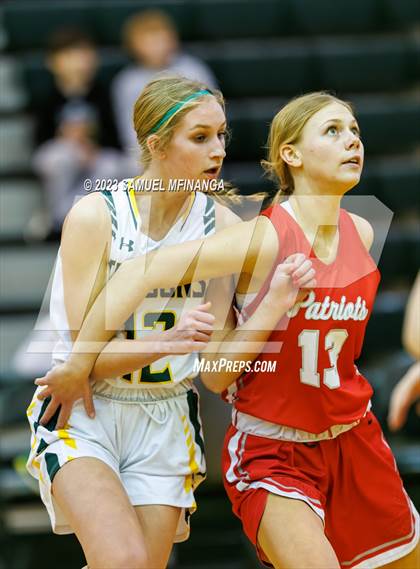 Thumbnail 2 in Millard South @ Gretna photogallery.