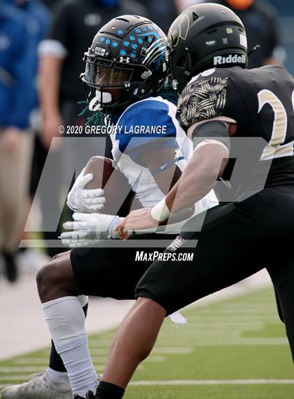 Thumbnail 3 in Byron Nelson vs Fossil Ridge photogallery.