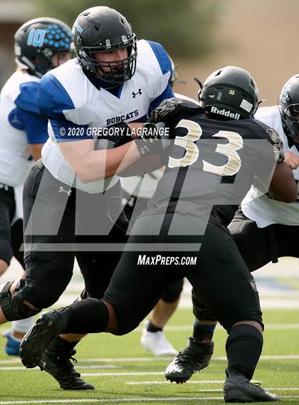 Thumbnail 2 in Byron Nelson vs Fossil Ridge photogallery.