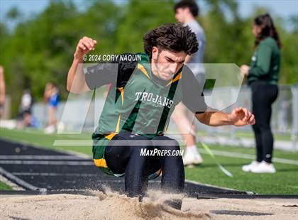 Thumbnail 1 in South Terrebonne (Gator Relays) photogallery.