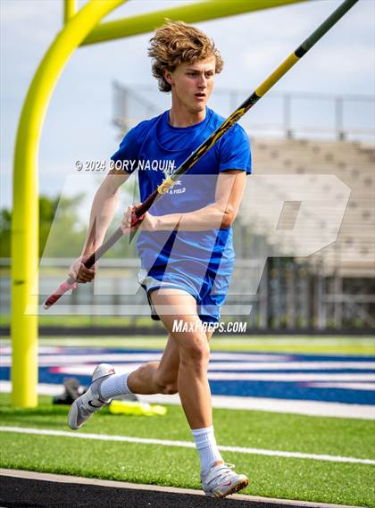 Thumbnail 3 in South Terrebonne (Gator Relays) photogallery.