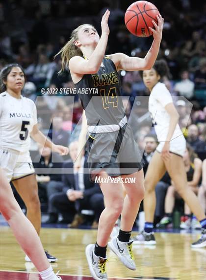 Thumbnail 2 in Green Mountain vs Mullen (CHSAA 4A Final Four) photogallery.