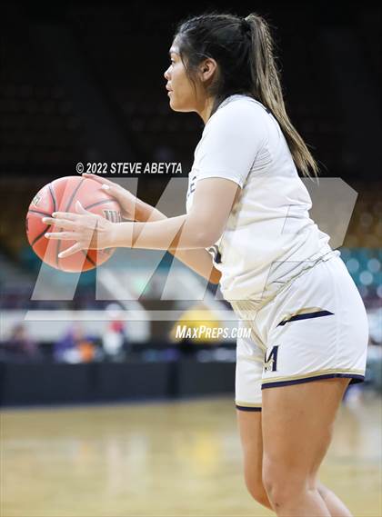 Thumbnail 3 in Green Mountain vs Mullen (CHSAA 4A Final Four) photogallery.