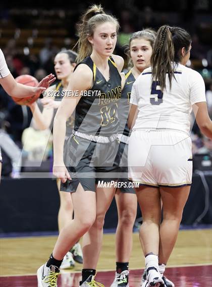 Thumbnail 2 in Green Mountain vs Mullen (CHSAA 4A Final Four) photogallery.