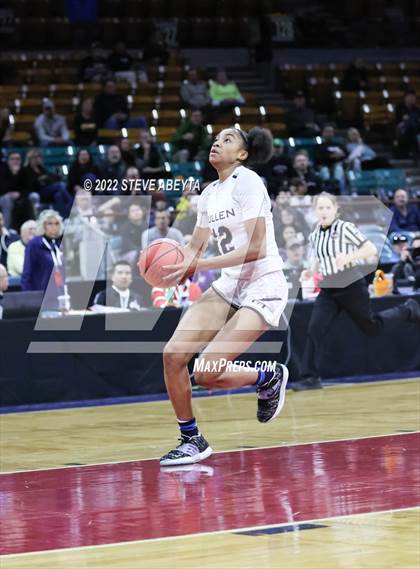 Thumbnail 2 in Green Mountain vs Mullen (CHSAA 4A Final Four) photogallery.