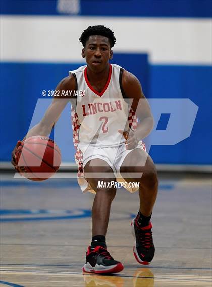 Thumbnail 1 in Lincoln vs. El Camino (Battle for Norcal) photogallery.
