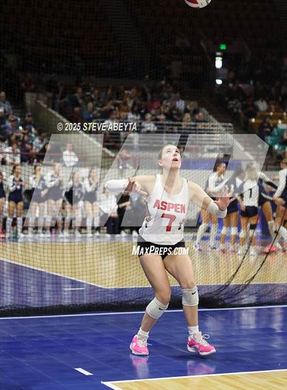 Thumbnail 3 in Bayfield vs. Aspen (CHSAA 3A First Round) photogallery.
