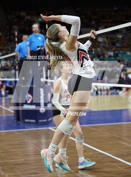 Thumbnail 3 in Bayfield vs. Aspen (CHSAA 3A First Round) photogallery.