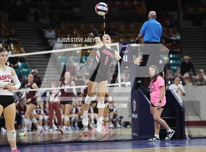 Thumbnail 2 in Bayfield vs. Aspen (CHSAA 3A First Round) photogallery.