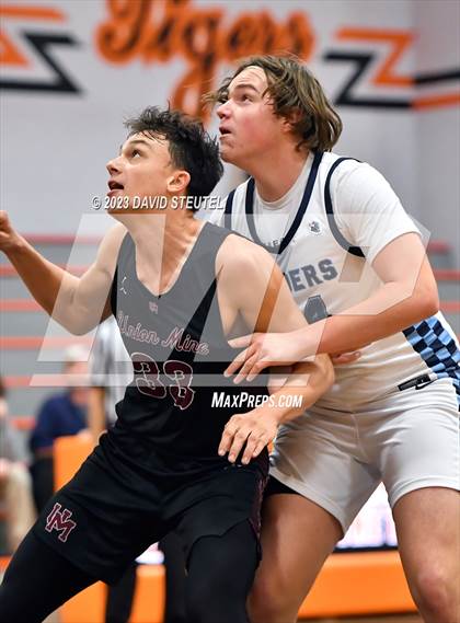 Thumbnail 3 in Union Mine vs. River City (Tiger Classic) photogallery.