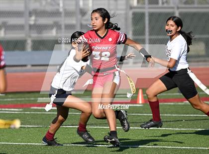 Thumbnail 1 in Bell Gardens @ Downey photogallery.