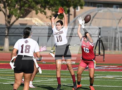 Thumbnail 3 in Bell Gardens @ Downey photogallery.