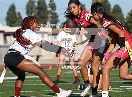 Thumbnail 1 in Bell Gardens @ Downey photogallery.