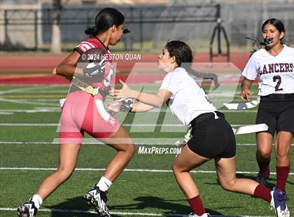 Thumbnail 3 in Bell Gardens @ Downey photogallery.