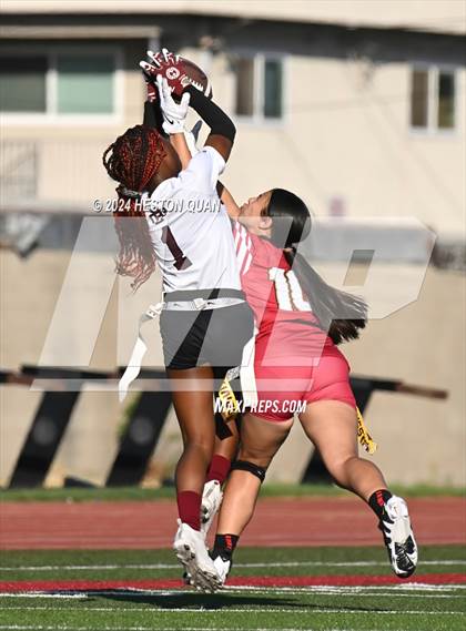 Thumbnail 1 in Bell Gardens @ Downey photogallery.