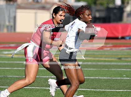 Thumbnail 3 in Bell Gardens @ Downey photogallery.