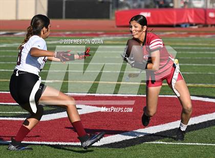 Thumbnail 1 in Bell Gardens @ Downey photogallery.