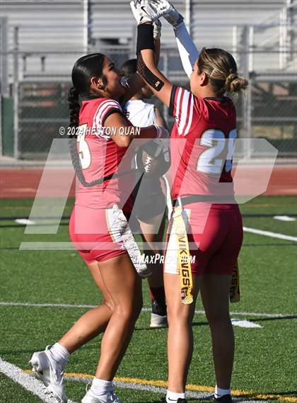 Thumbnail 2 in Bell Gardens @ Downey photogallery.