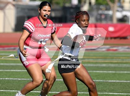 Thumbnail 2 in Bell Gardens @ Downey photogallery.
