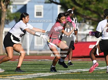 Thumbnail 3 in Bell Gardens @ Downey photogallery.